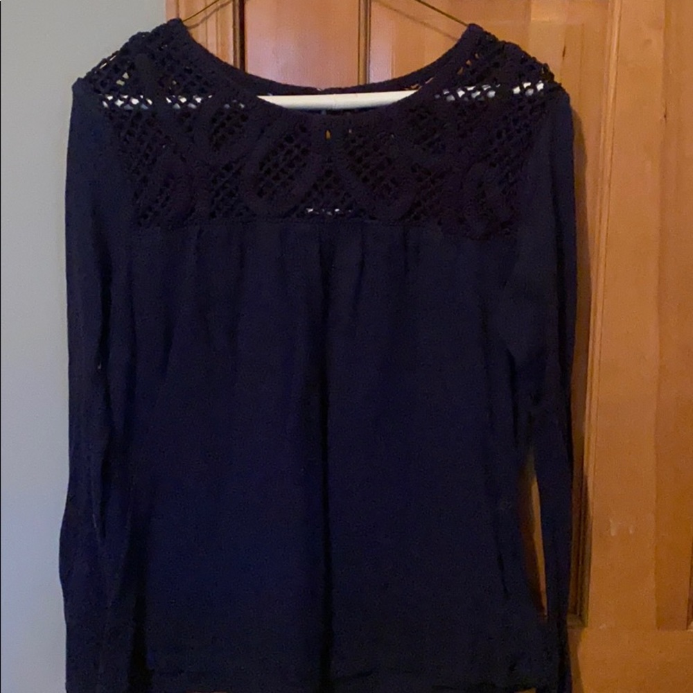 Navy blue long sleeve shirt